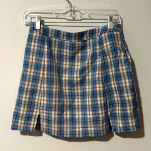SHEIN Light Blue and Cream Plaid Skirt Size 4 or S